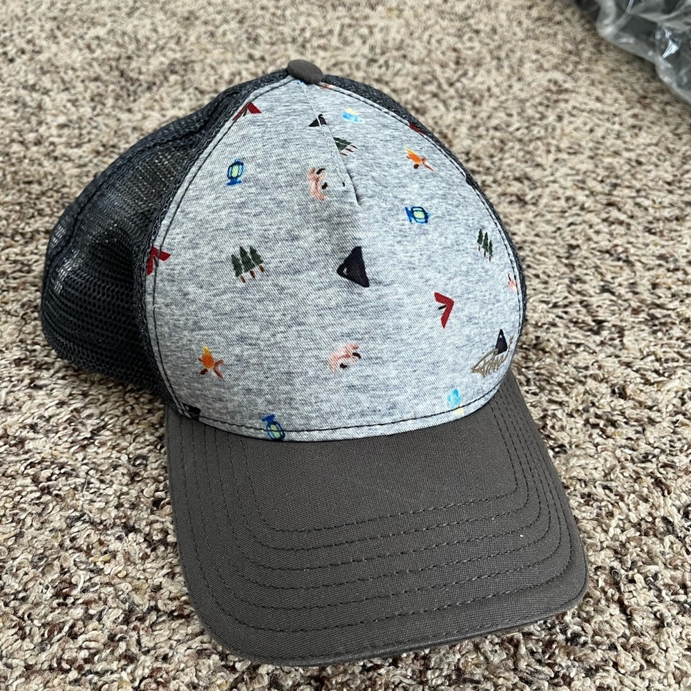 PRANA Camping Trucker Hat, Grey, Clip Size Changer, Unisex